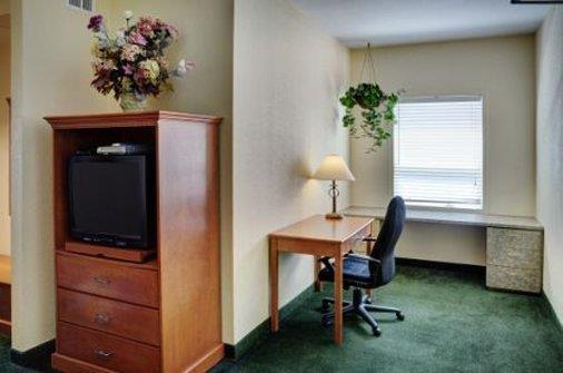 Lakeview Inns & Suites - Okotoks Номер фото